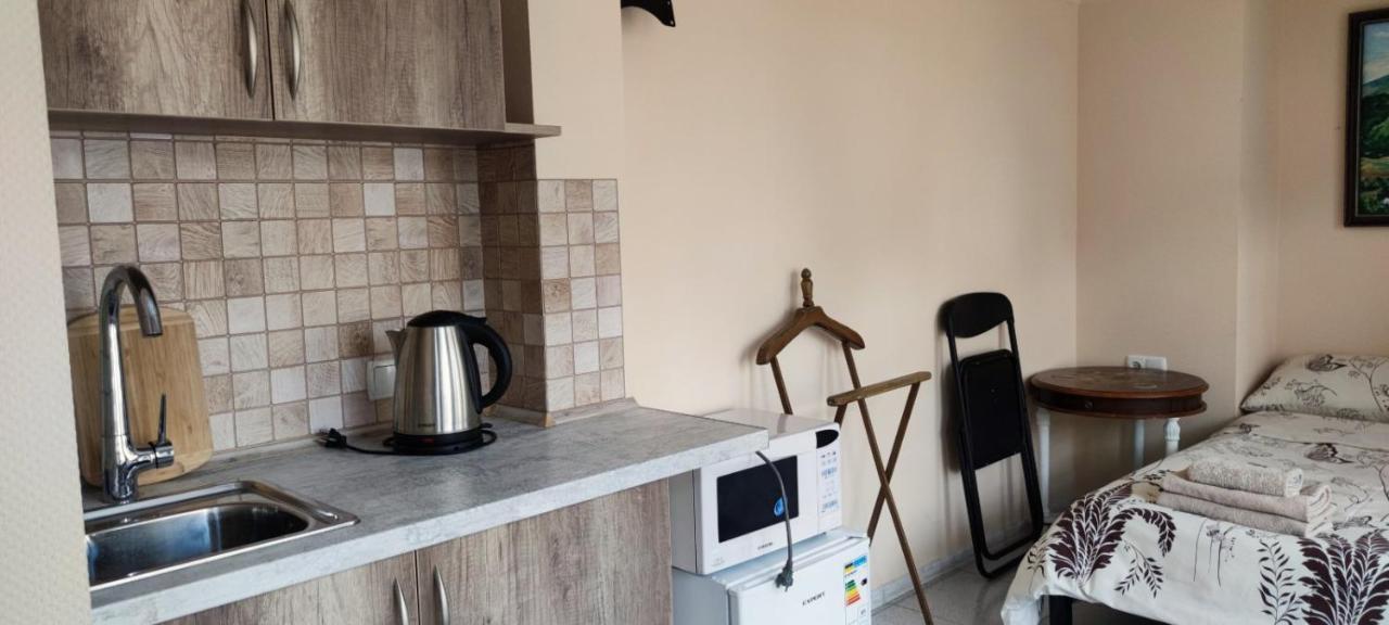 Bunker Best Mini-Hotel Kiev Dış mekan fotoğraf