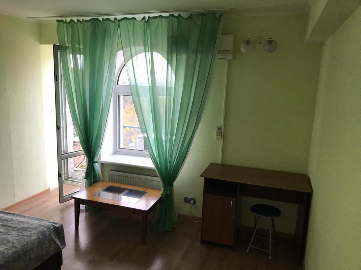 Bunker Best Mini-Hotel Kiev Dış mekan fotoğraf